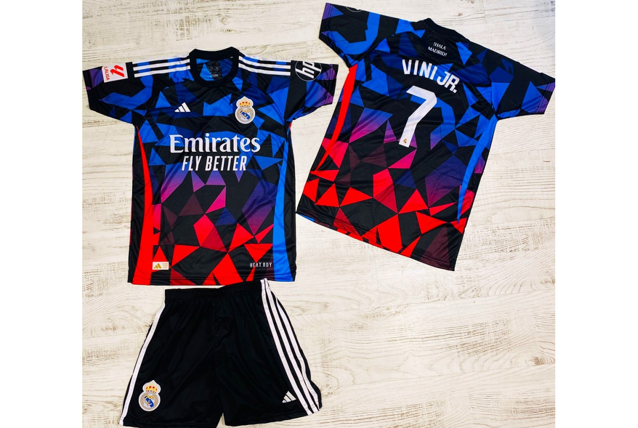 8186 Детски футболен комплект Real Madrid VINI JR 7